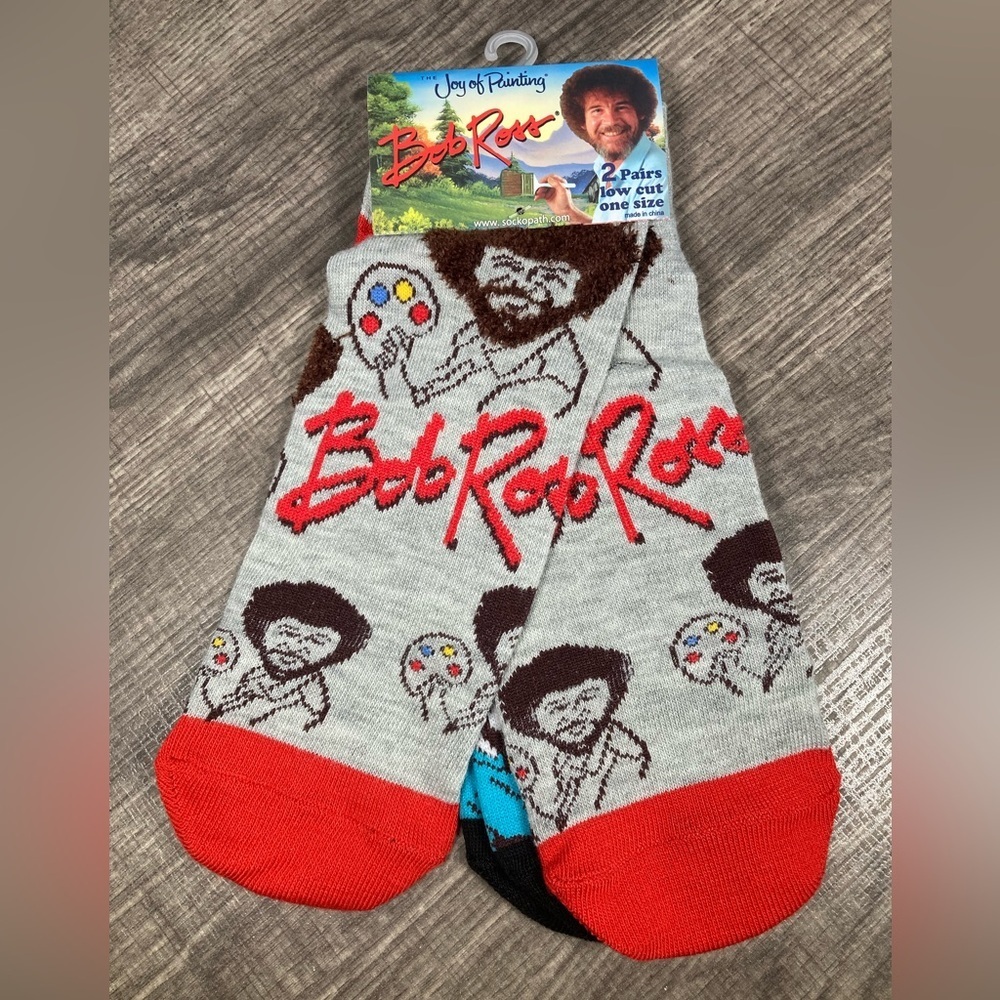 2 Pairs Bob Ross The Joy Of Painting Fuzzy Hair Novelty Socks NWT - Picture 3 of 6